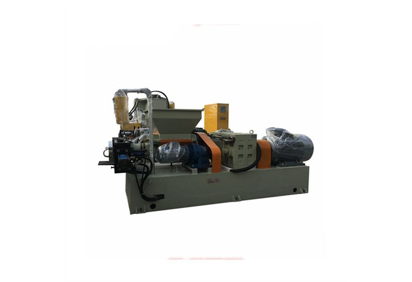 廣東利拿實業的低溫橡膠過濾出片機